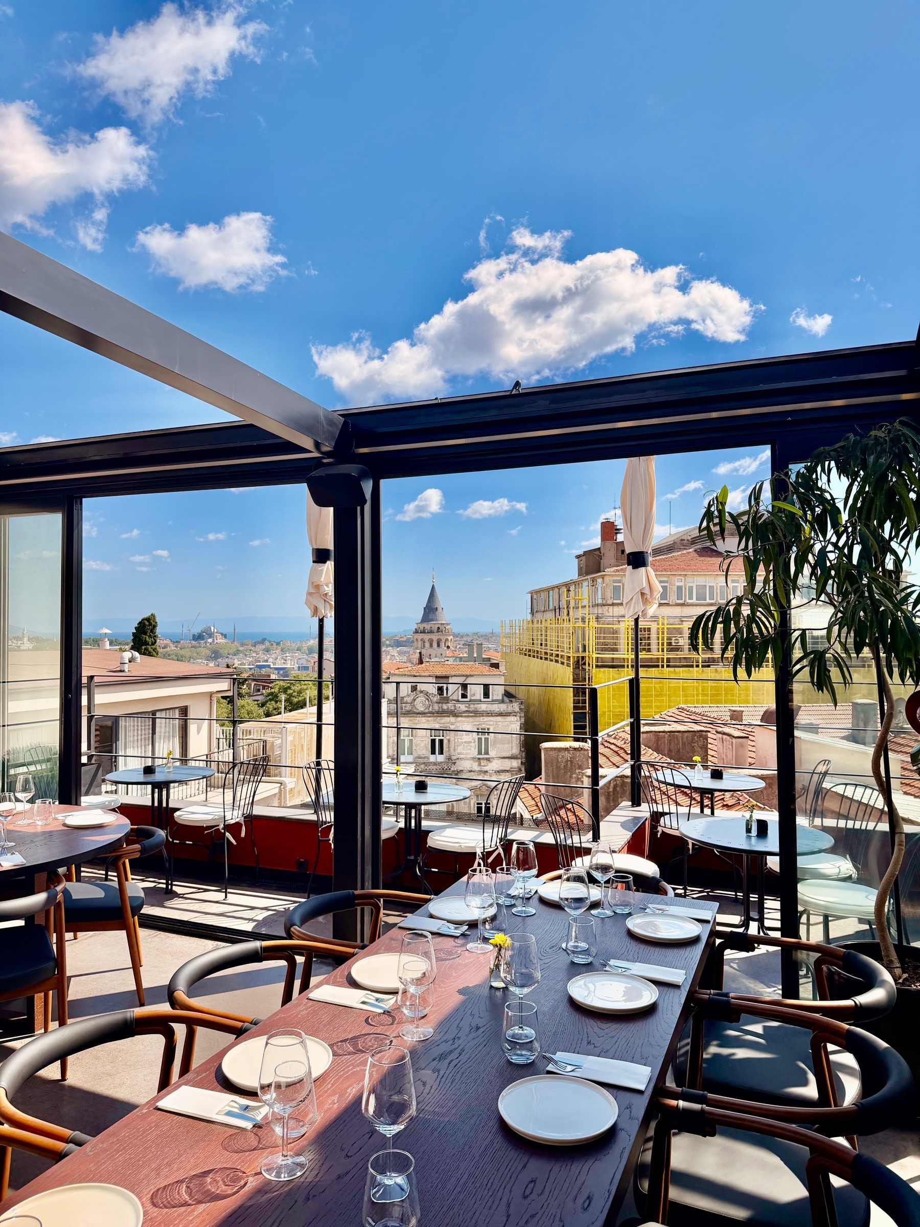Restaurant atmosphere at Tone İstanbul