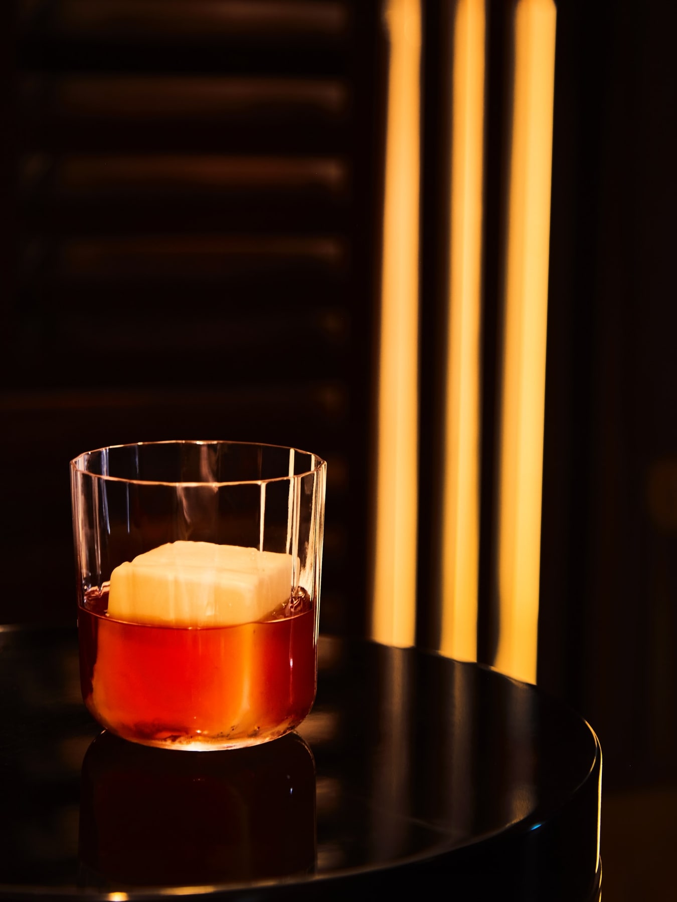 kehribar renkli kokteyl — topside bar