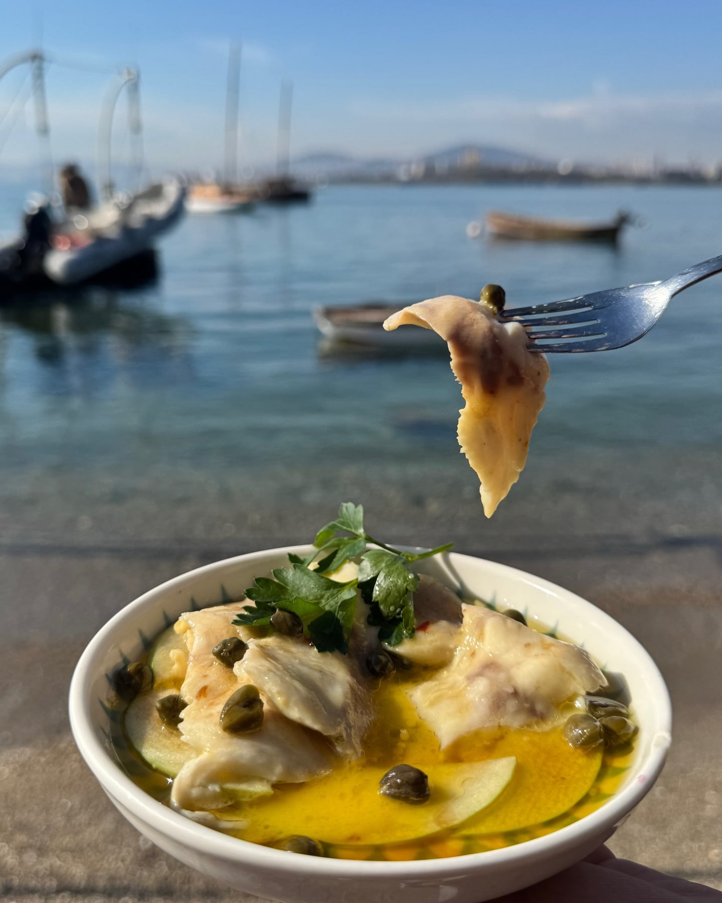 Tuzla Yat Kulübü: a traditional dish presentation