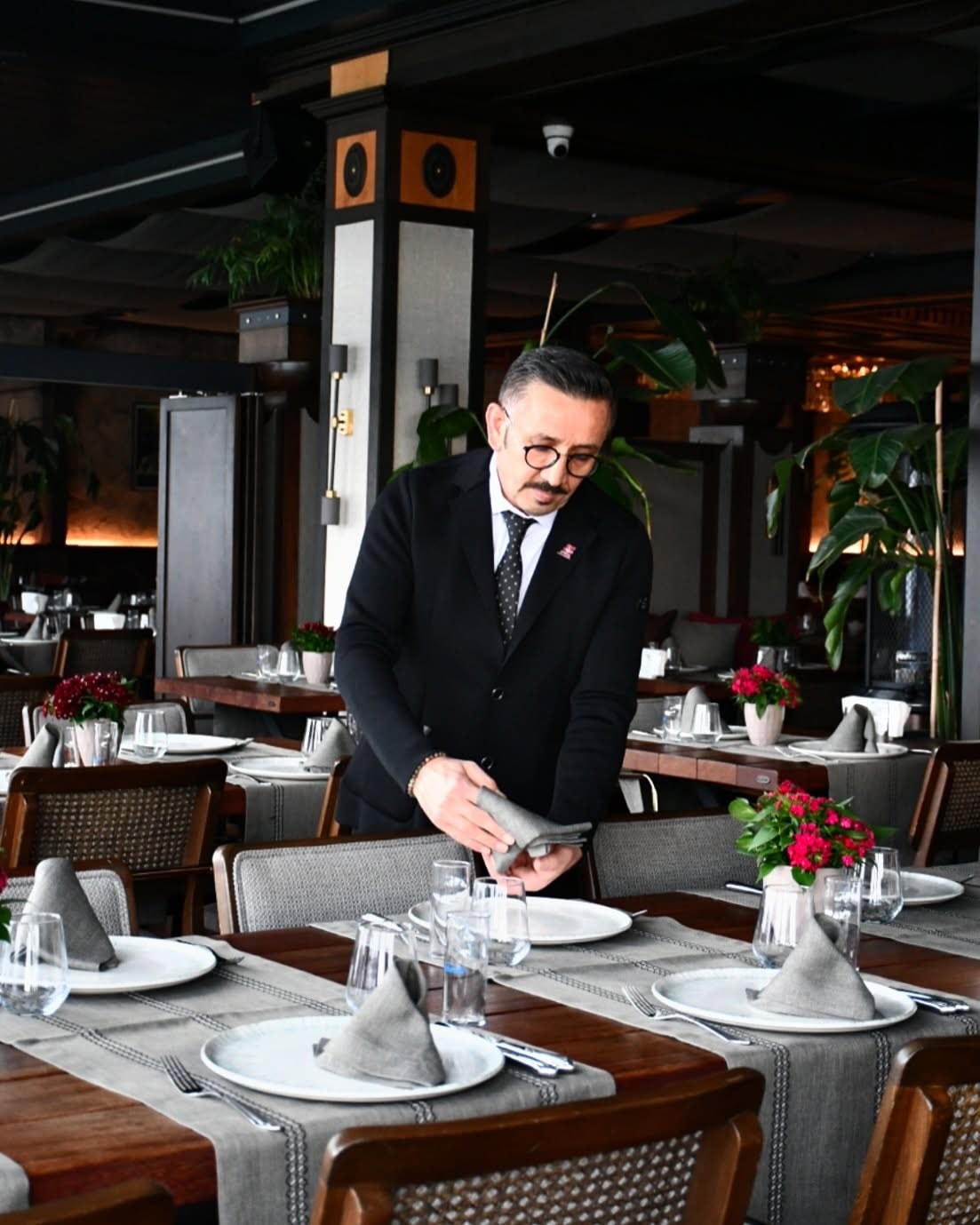Uskumru Restaurant: açık hava yemek alanı