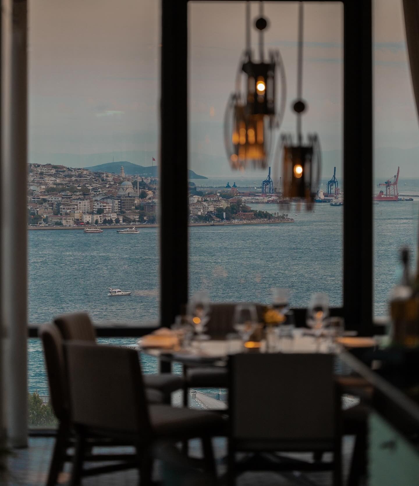 Vogue Restaurant: gün ışığı alan salon
