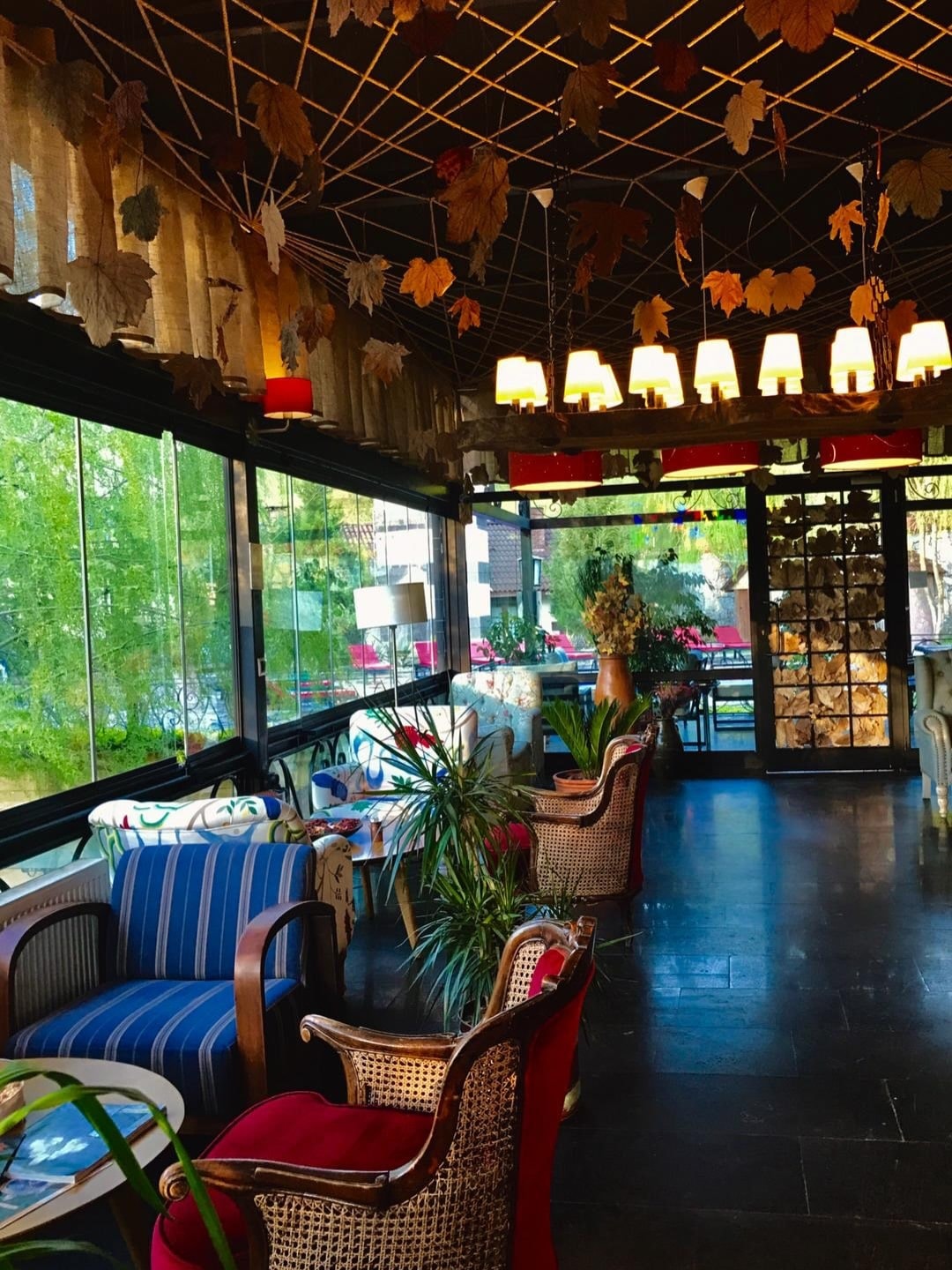 Wineport Lodge Restaurant: the daylight-filled dining room