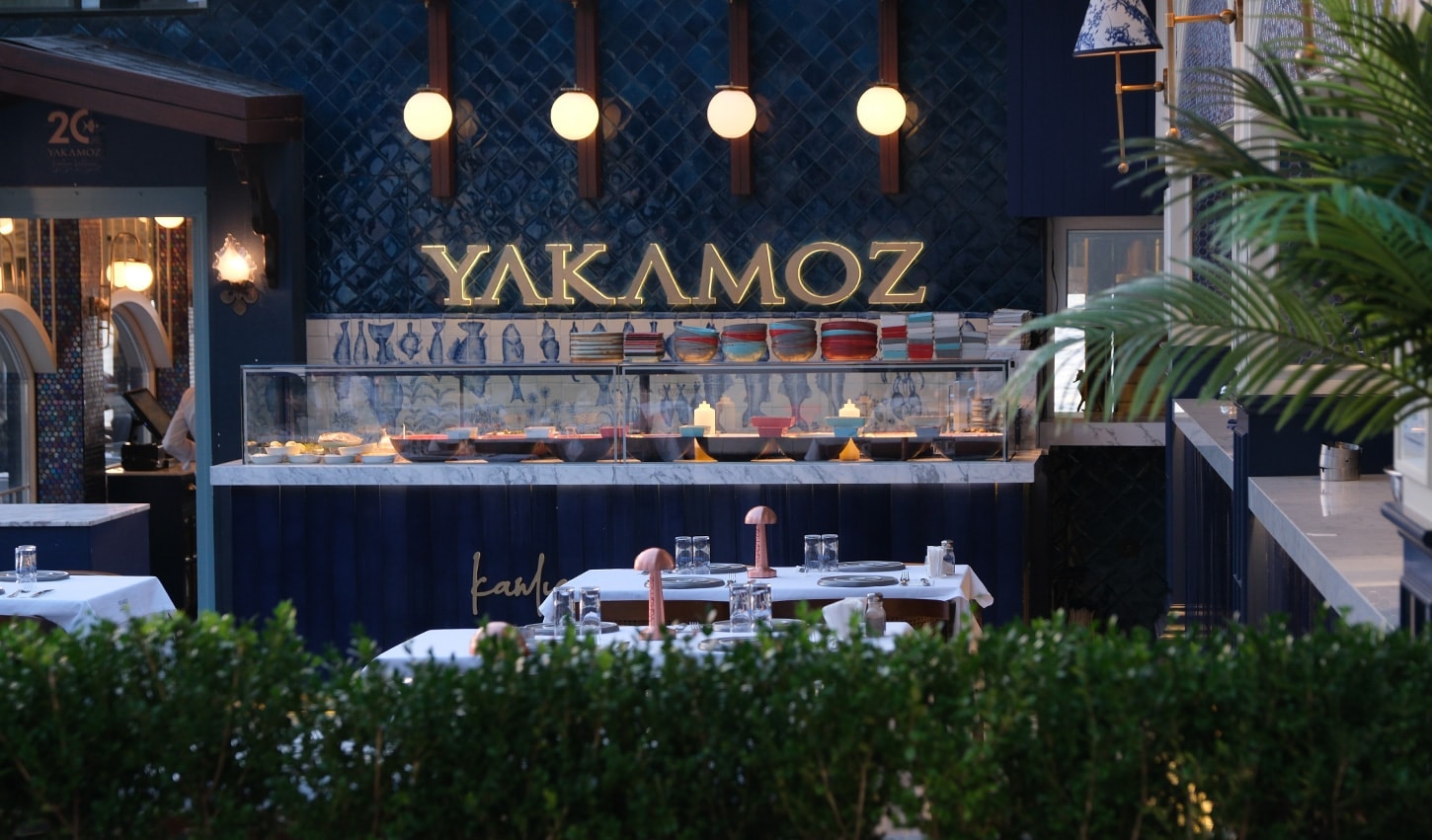 The dining room and atmosphere at Yakamoz
