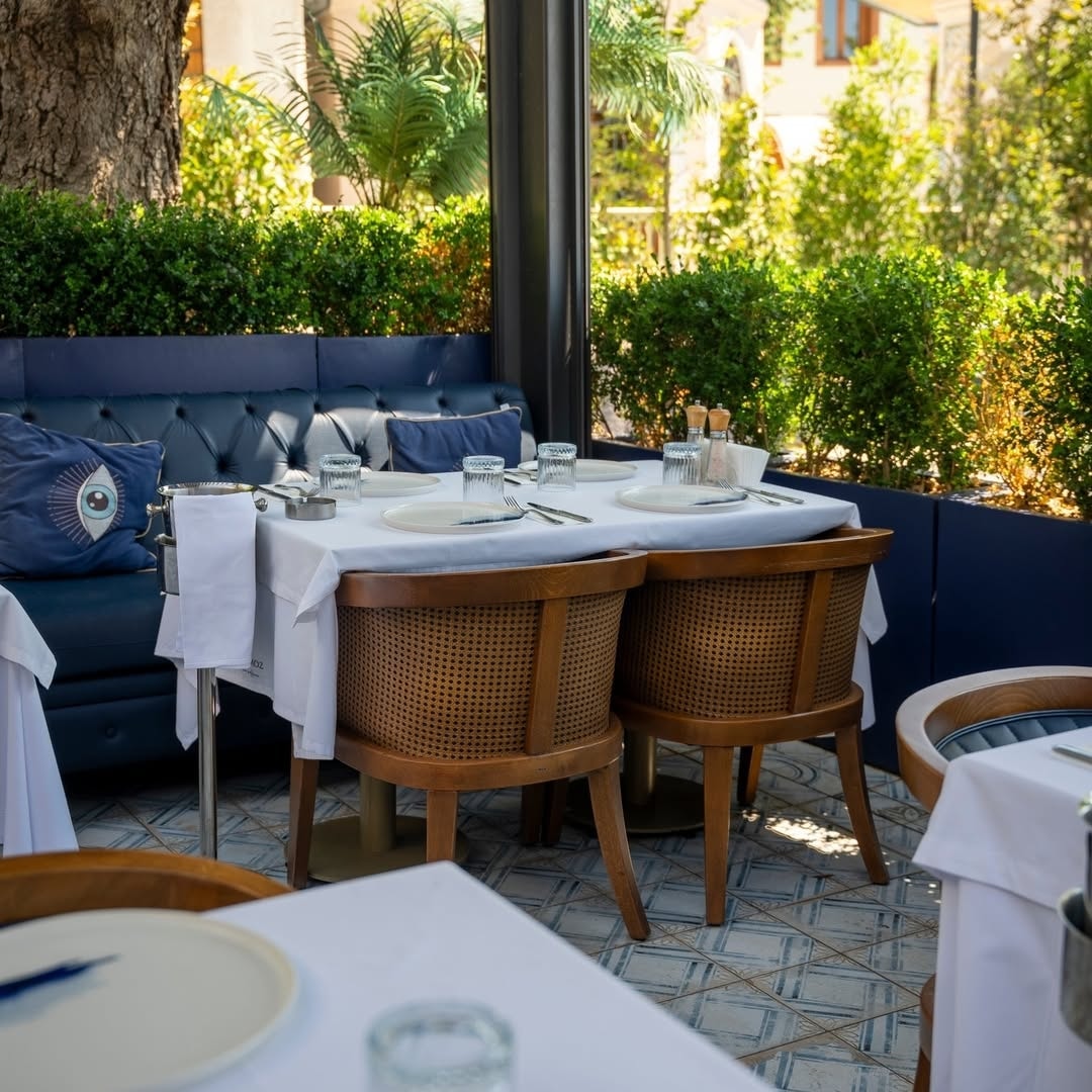 The dining room and atmosphere at Yakamoz