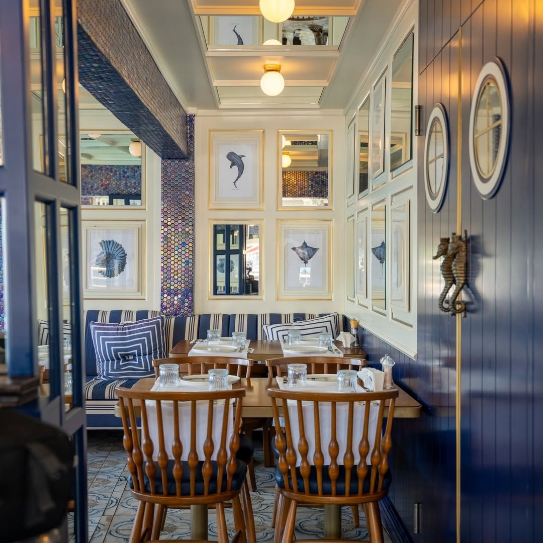The dining room and atmosphere at Yakamoz