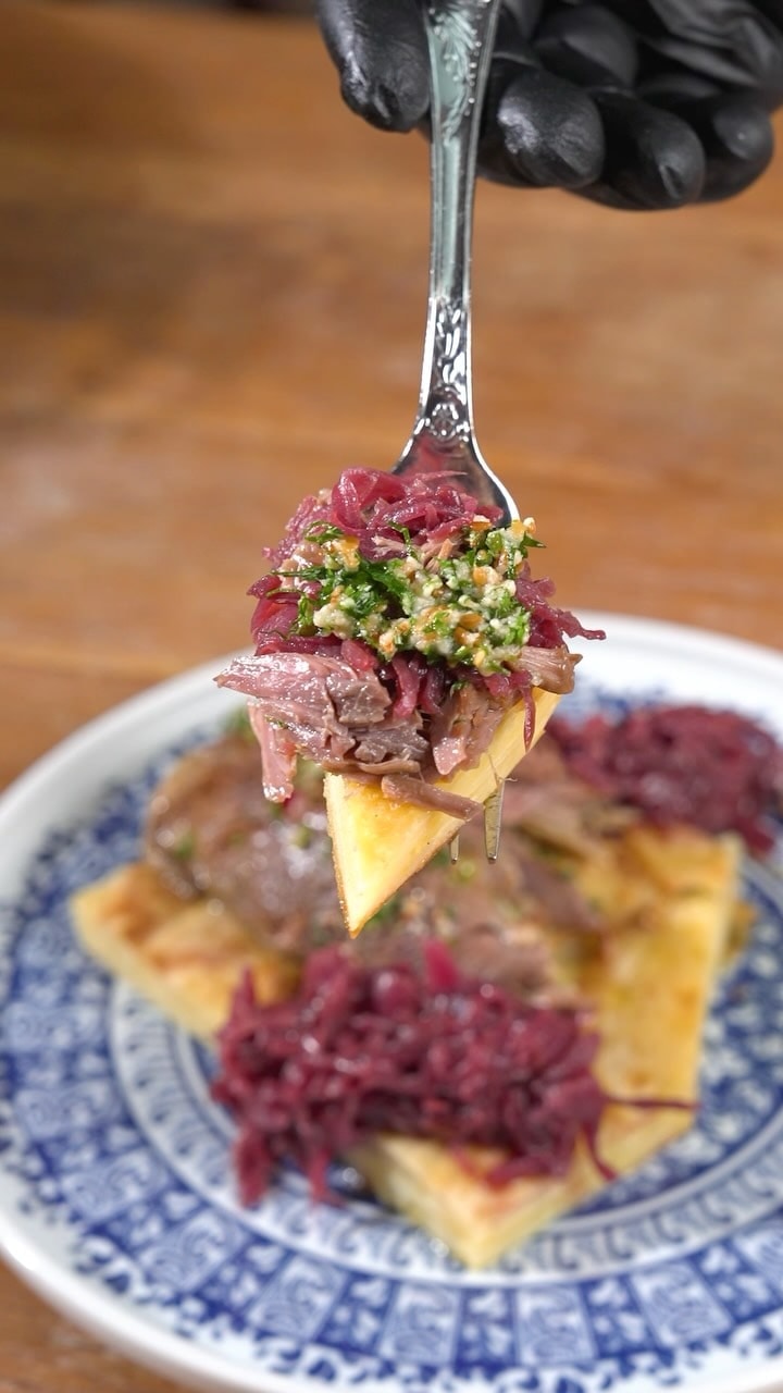 A carefully presented dish from Zennup 1844 İstanbul