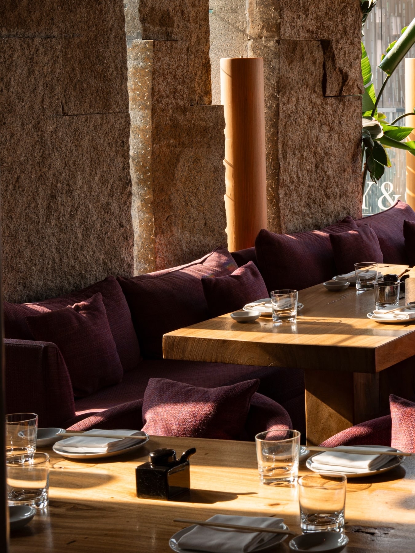 Zuma Istanbul: the dining room and table setting
